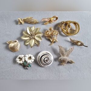 Vintage Brooches Lot #1